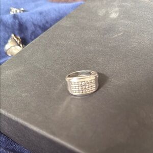 Elegant Silver Band Ring